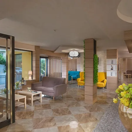 Marina Sands Beach 4* Obzor